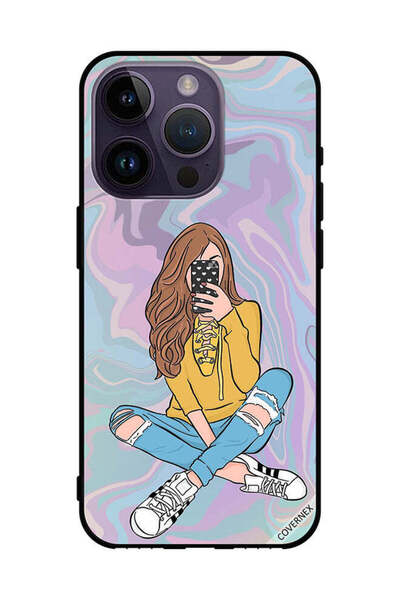 Covernex غطاء حماية لهاتف Apple iPhone 14 Pro صورة فتاة تلتقط صورة