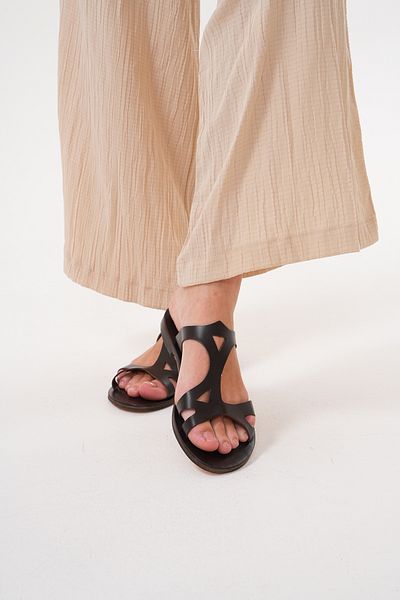DaphneSandals Genuine Leather Brown Women's Slippers - 2062