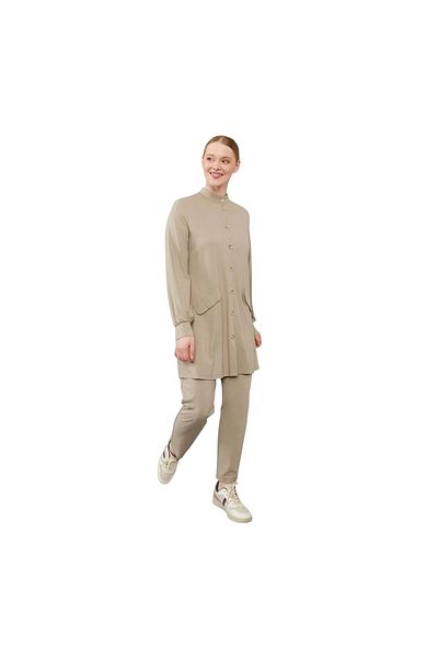 Levidor Judge Collar Button Closure Combed Cotton Sports Suit