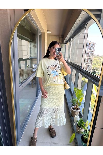 Elif Özbey Butik Fusta galbena cu dantela