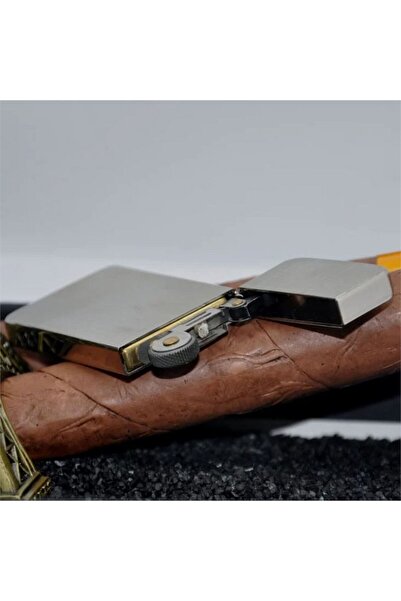 Kuboy Vintage Çakmak Benzinli Slim Çakmak Gümüş Renk