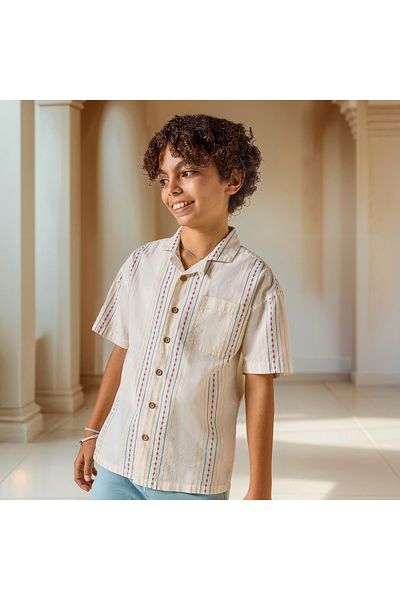 Juniors Embroidered Shirt with Short Sleeves
