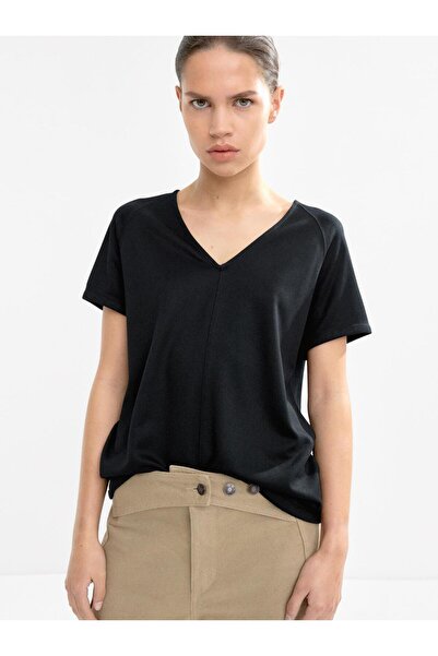 PARFOIS V-Yaka Basic T-shirt