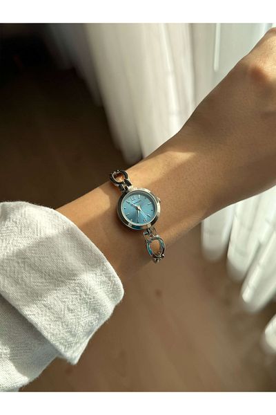Vola Collection Thin Silver Cord Minimal Women's Wrist Watch with Round Blue Dial - 31