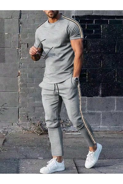 LUNAVISTA 2pcs Men's Summer Casual Sports Set, Short Sleeve T-Shirt and Shorts