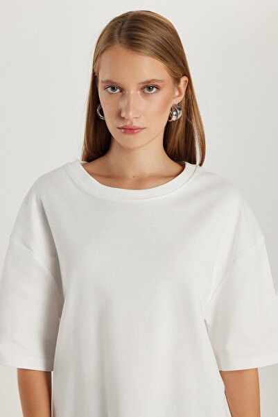 Tudors Γυναικείο μπλουζάκι Relax Fit Άνετο κοντομάνικο Crew Neck Ecru