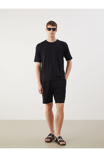 LC Waikiki Μαύρο ανδρικό σορτς Standard Fit