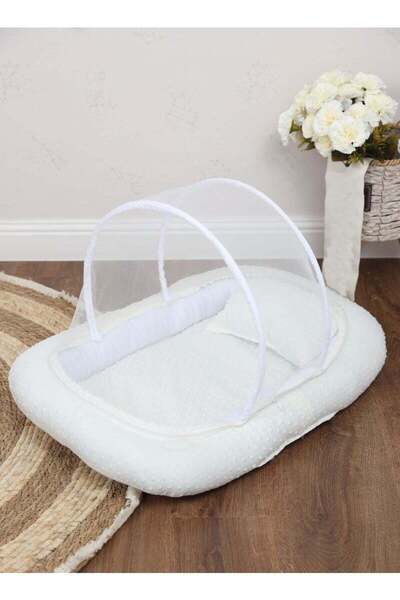 BabyCara Baby Net Bed with Thick Mattress Mosquito Net with Zip Closure & Neck Pillow for Newborn Baby White