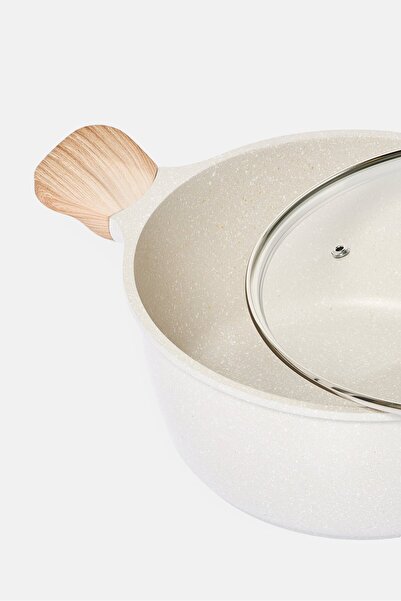 Kathy Ireland Cast Aluminum Non-Stick Casserole, Light Beige