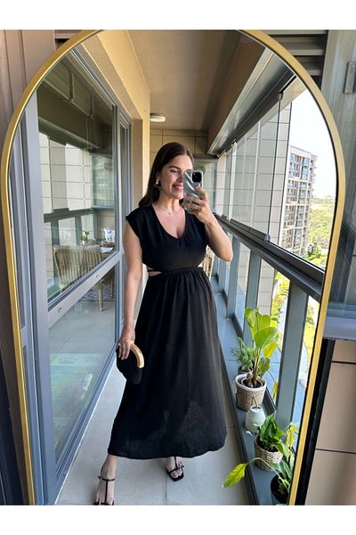 Elif Özbey Butik Μαύρο λινό φόρεμα με χαμηλά πλαϊνά