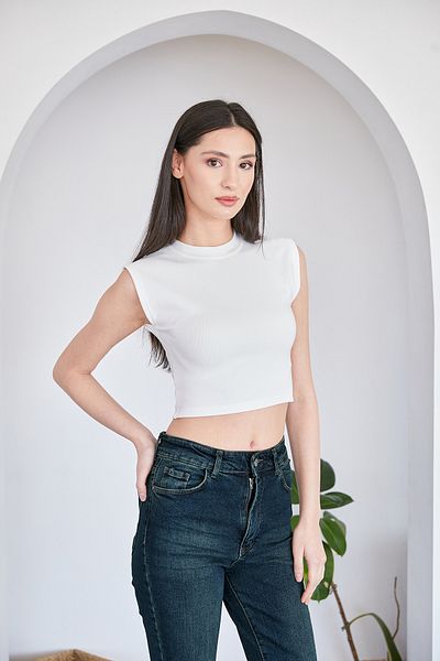 Fulla Moda Tricou crop cu gât cu snur
