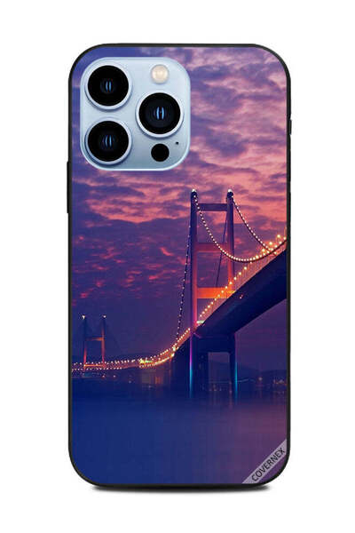 Covernex غطاء حماية لجهاز Apple iPhone 13 Pro أضواء مضاءة في المساء على الجسر