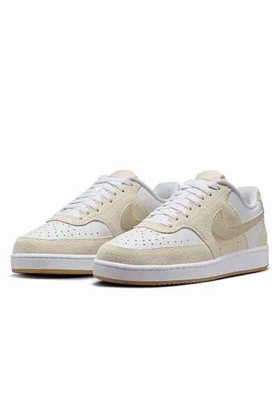 Nike Women's Snekars Court Vision