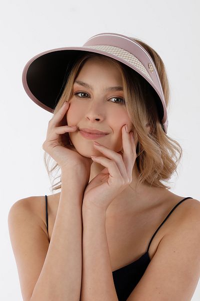 Fulla Moda Houndstooth patterned visor adjustable straw hat