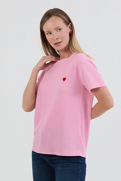 Fulla Moda Heart Embroidered Wrinkle Fabric T-Shirt
