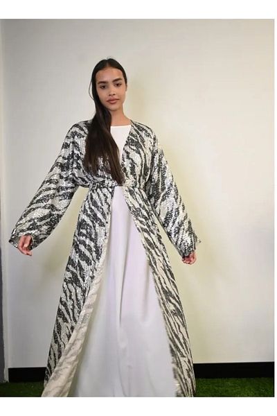 Jameela Silver Glow Black And White Abaya With Sequin Embellishments