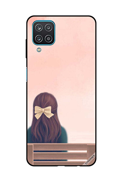 Covernex غطاء حماية لهاتف سامسونج جالاكسي A12/M12 - فتاة جميلة على مقعد
