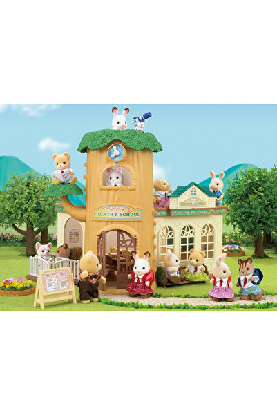 Desigual Sylvanian Families School of the Forest Playset, 35 pieces