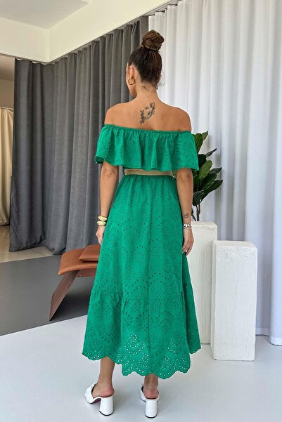 Mine Tan Butik Madonna Yaka Fisto Detaylı Kemerli Elbise - Yeşil