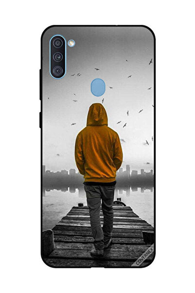 Covernex غطاء حماية لهاتف سامسونج جالاكسي A11 - فتى حزين يمشي