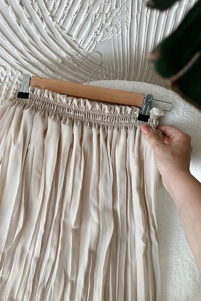 Poliyance Vala Beige Long Lined Pleated Chiffon Skirt