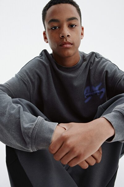 H&M Spor Sweatshirt'ü