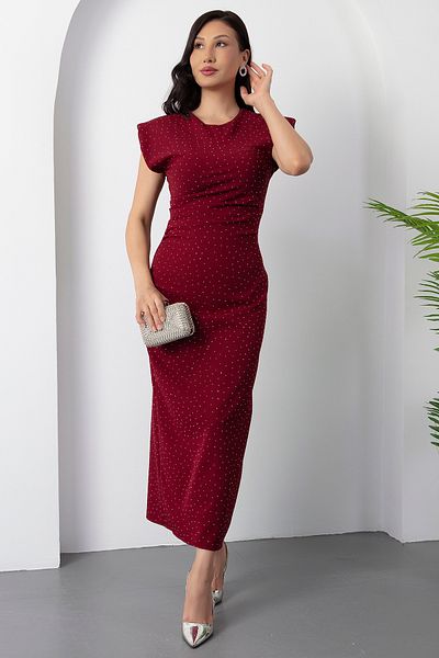 PULLIMM Rochie cu gât roșu cu umeri căptușiți cu pietre GRS3708