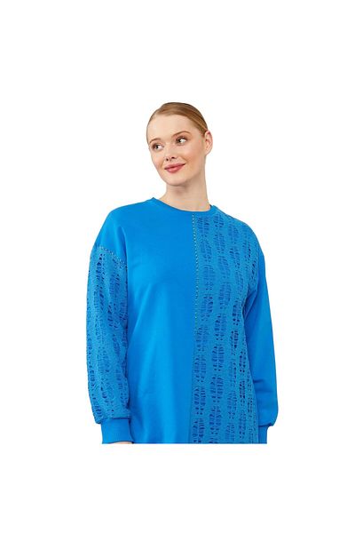 Levidor Sports Suit with Lace Garnish and Stitching Detail Trousers