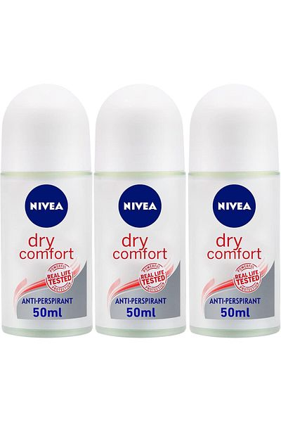 NIVEA Dry Comfort Roll-On Antiperspirant, 48 Hour Protection, Set of 3 x 50ml - Refreshing for Women