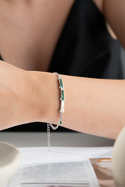 Silvano Jewelry 925 Ayar Gümüş Yeşil Baget Taşlı Bileklik