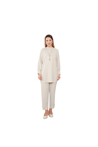 Levidor Crew Neck Necklace Detailed Double Suit