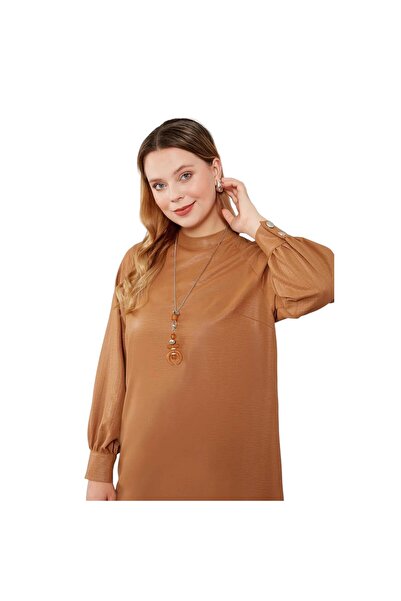 Levidor Crew Neck Necklace Detailed Double Suit