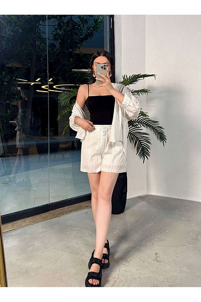 missswans Shella Striped Shorts Shirt Suit White
