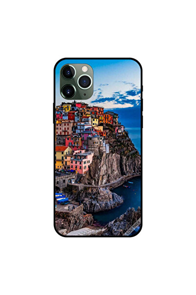 Covernex غطاء حماية لجهاز iPhone 11 Pro Max - منازل ملونة على البحر