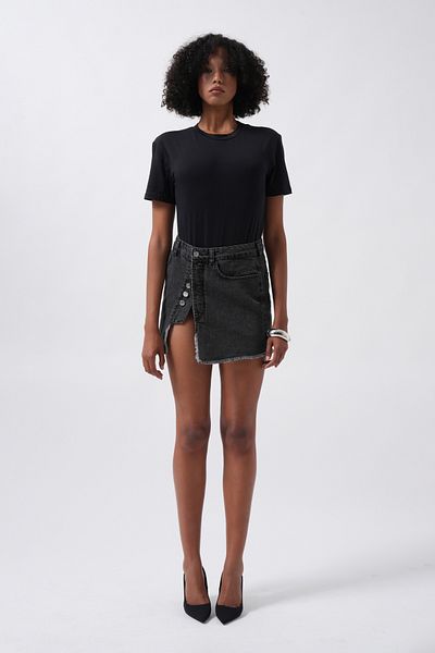 Black Fashion T-Shirt Λεπτομέρεια Μαύρο κορμάκι