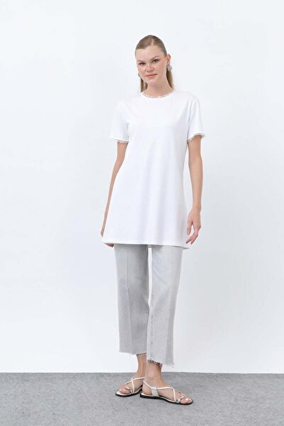 Puane Minimalist Ribana Detaylı Basic T-Shirt Ekru