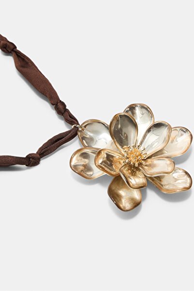 Stradivarius Çiçekli kordon kolye