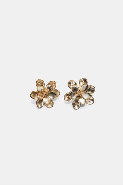 Stradivarius Flower petal earrings