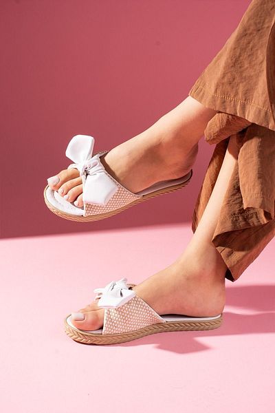 FUGA MODA Vanta White Straw Wrap Detailed Bow Slippers