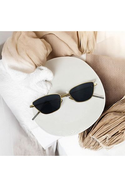 Mazzy Vintage Cat Eye Black Glass Women's Sunglasses