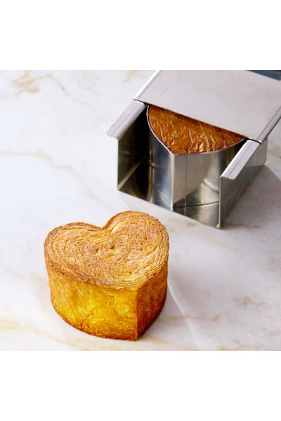 Nar kalıp Croissant Mold with Narcotic Heart Cover Diameter 8cm