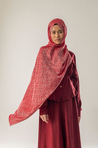 FLEUR SOİE Whisper Rose Patterned Woven Cotton Shawl