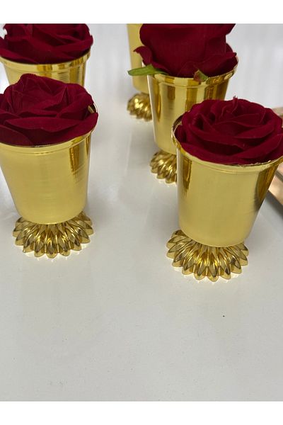 SEVA ÇELİK Gold Color 6 Pieces Patterned Footed Rose Bucket Red Roses Included