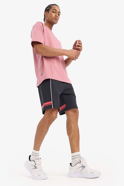 DeFacto Defactofit Nba Chicago Bulls Standard Fit Short Leg Shorts E3009Ax25Sm