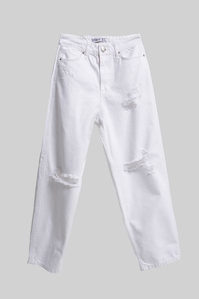 its basic Women's White Color 13S5-2 Relax Fit 100% Cotton Ripped Detailed Denmi Jean