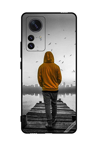 Covernex غطاء حماية لهاتف شاومي 12 برو - فتى حزين يمشي