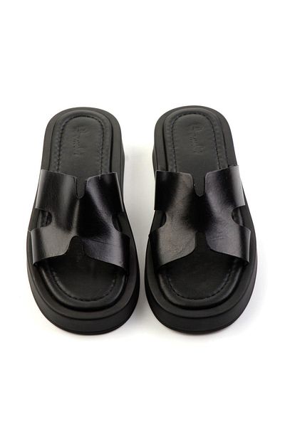 Bambi Black Leather Women's Slippers K04826054003