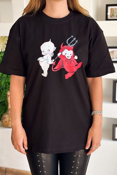 The Champ Clothing Дамска черна тениска с голям размер – забавен дизайн с двоен принт с емблематични герои