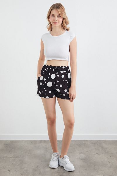 Fulla Moda Basic πουά σορτς με ελαστική μέση