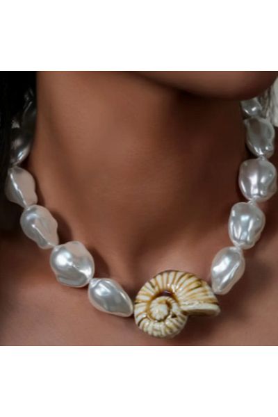 SE Jewellery Collection Selin Ersoy Women's White Large Pearl Detailed Necklace – 35+8 cm Design with Seashell End
